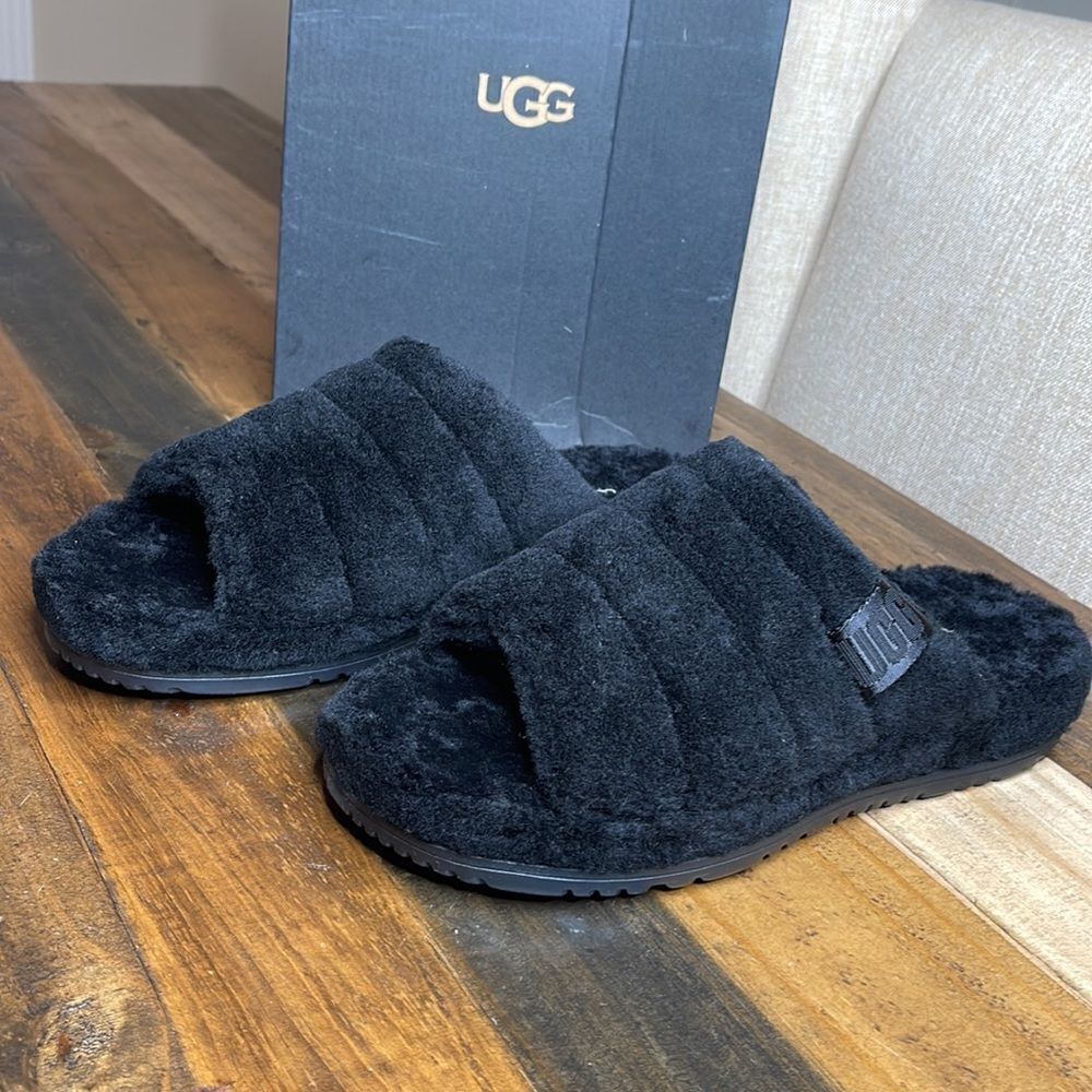 UGG Black Men's Slippers - Picture 2 of 7